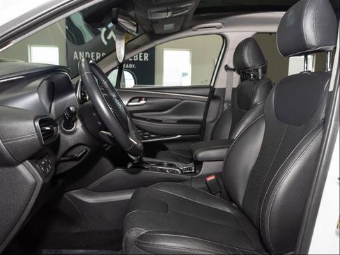 Used 2020 Hyundai Santa Fe SEL w/ Convenience + Premium Package image 9