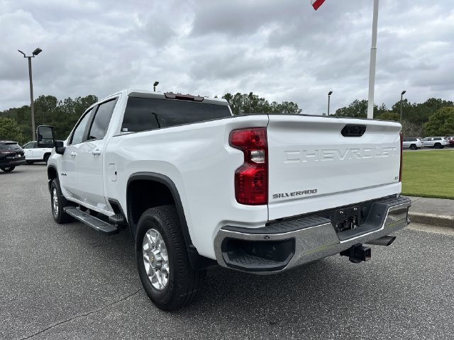 Used 2025 Chevrolet Silverado 2500 LT w/ Convenience Package AWD/4WD image 7