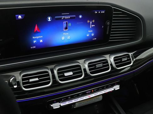 New 2026 Mercedes-Benz GLE 53 AMG 4MATIC Coupe image 5