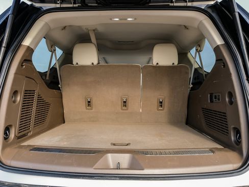 Used 2021 GMC Yukon XL Denali image 60