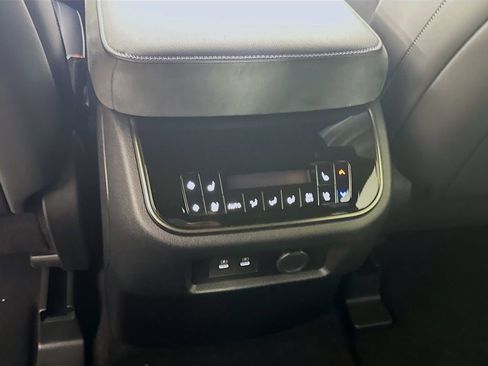 New 2026 INFINITI QX80 4WD w/ Sport Exterior Package image 32