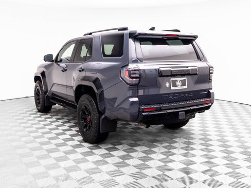 Used 2025 Toyota 4Runner TRD Off-Road AWD/4WD image 3