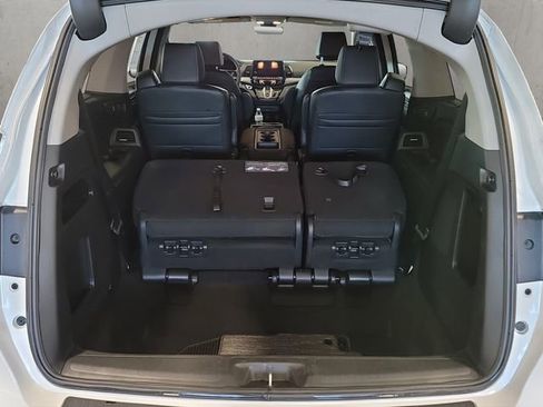 Used 2023 Honda Odyssey Touring image 35
