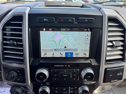 Used 2018 Ford F150 King Ranch w/ Equipment Group 601A Luxury AWD/4WD image 5