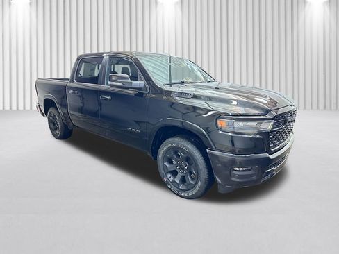 New 2026 RAM 1500 4x4 Crew Cab image 2
