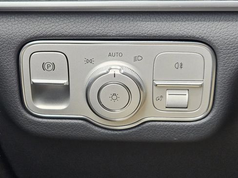 Certified 2026 Mercedes-Benz GLS 450 4MATIC image 5