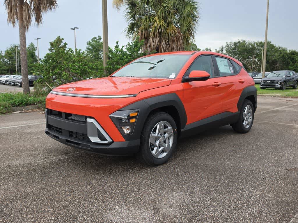 New 2027 Hyundai Kona SE FWD image 2
