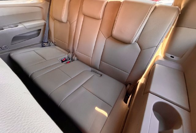 Used 2015 Honda Pilot Touring image 38