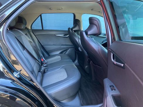 Used 2024 Kia Niro Wind w/ Wind Preserve Package image 10