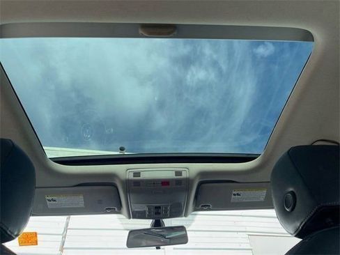 Used 2020 Volkswagen Jetta SE w/ SE Cold Weather Package image 20