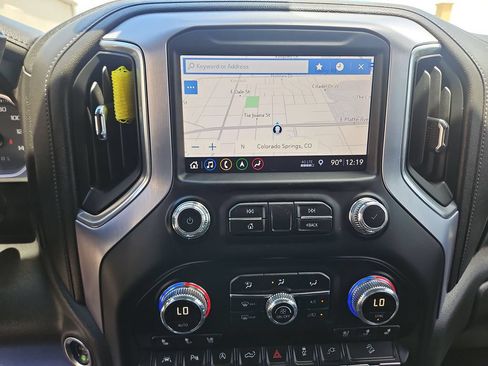 Used 2019 GMC Sierra 1500 SLT w/ SLT Premium Plus Package AWD/4WD image 19