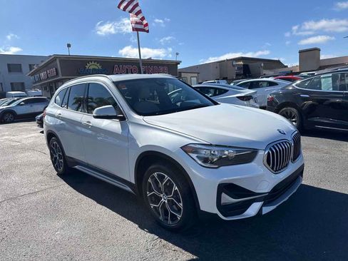 Used 2020 BMW X1 sDrive28i w/ Convenience Package FWD image 3