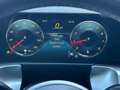 Used 2022 Mercedes-Benz GLB 250 image 24