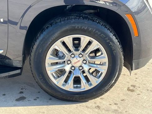 Used 2025 GMC Yukon Denali image 7