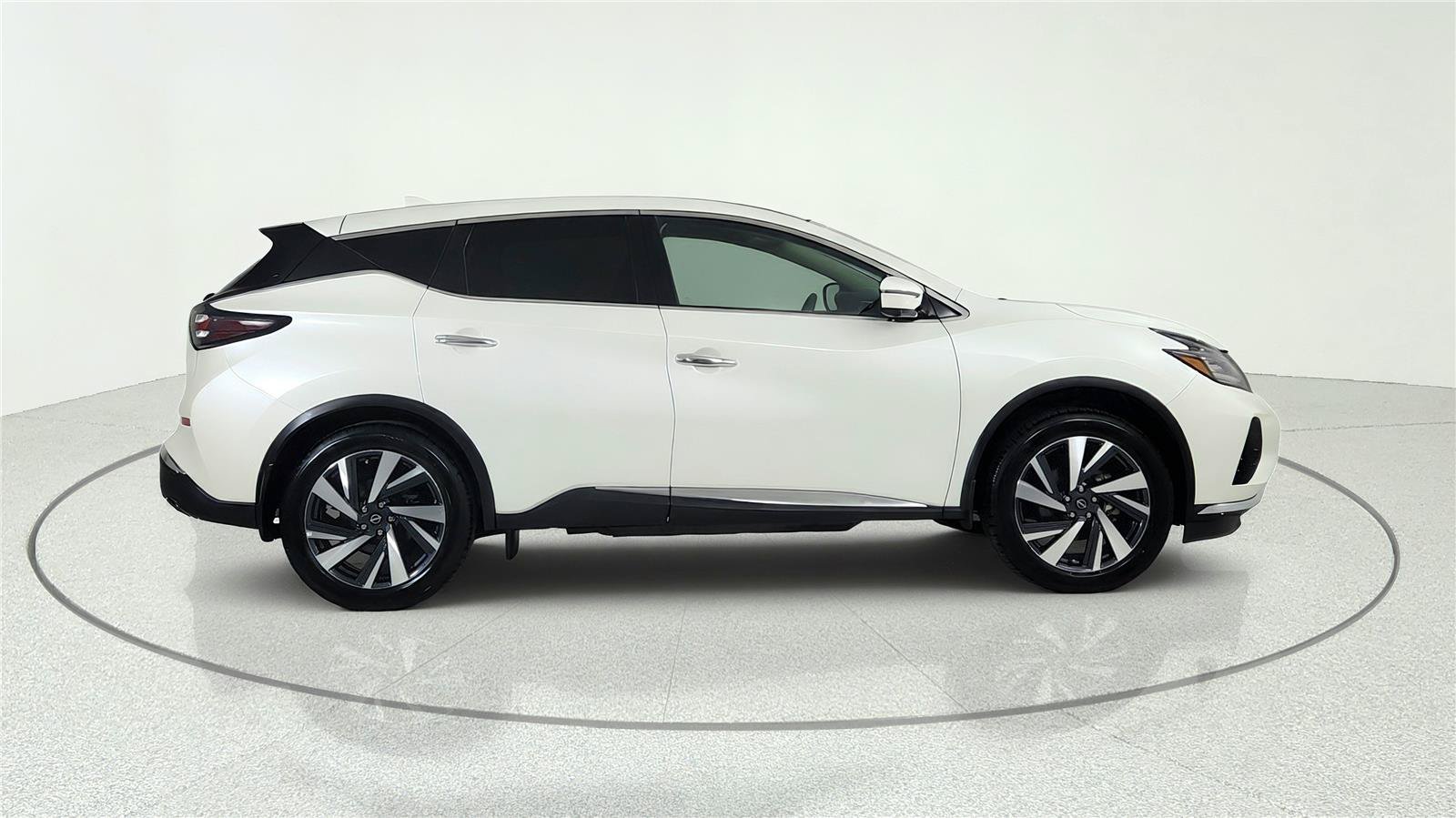 Used 2024 Nissan Murano SL FWD image 9