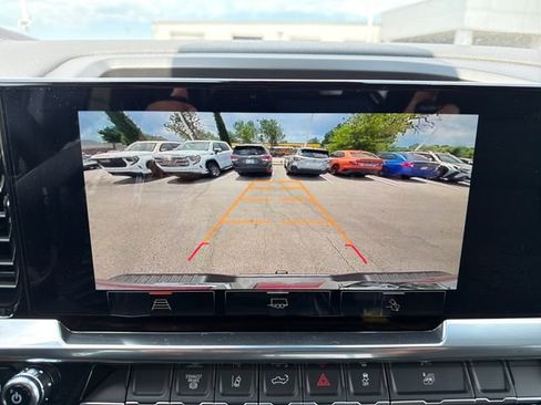 New 2026 GMC Sierra 2500 SLE w/ SLE Value Package; AWD/4WD image 13