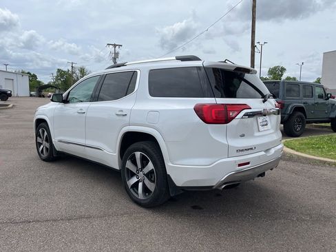 Used 2017 GMC Acadia Denali w/ Technology Package image 5