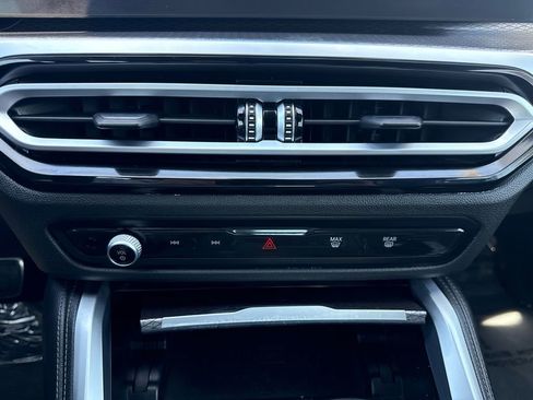 Used 2024 BMW 430i Convertible w/ M Sport Package image 52