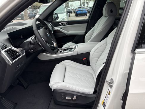 New 2026 BMW X5 sDrive40i image 12