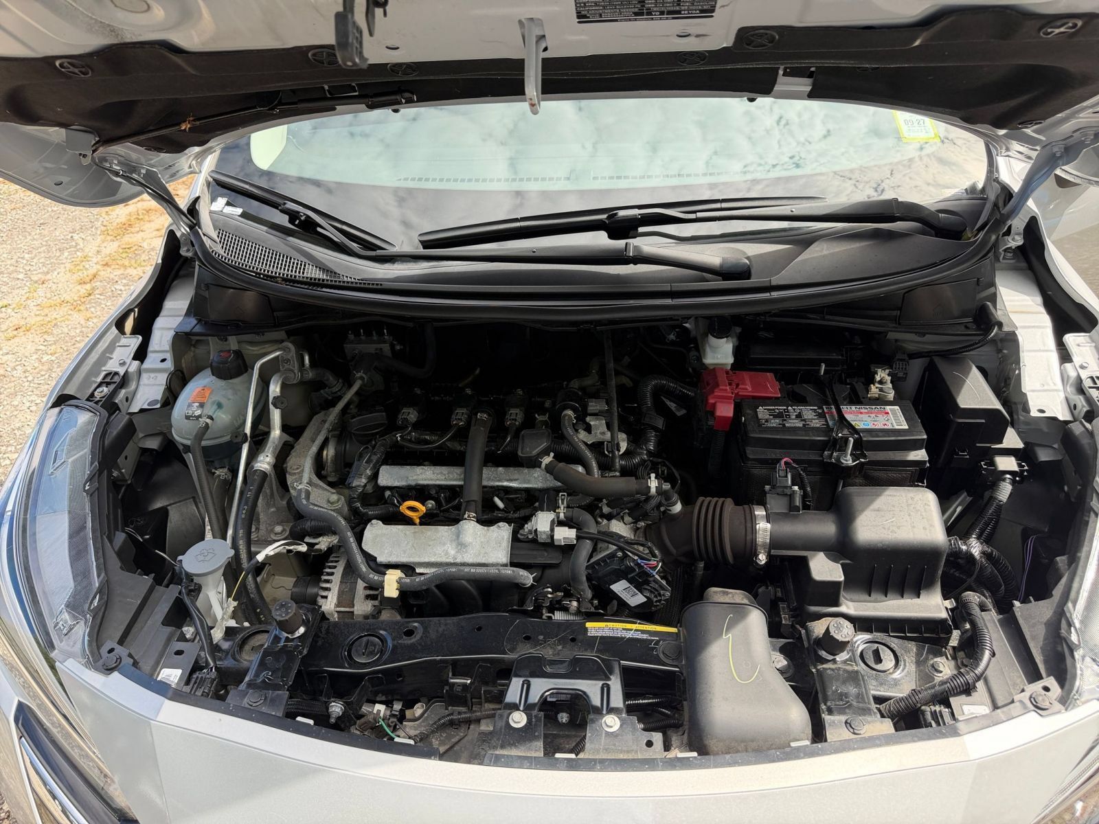 Used 2025 Nissan Versa SV FWD image 30