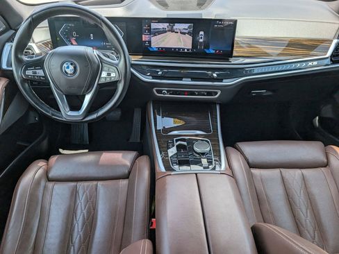 Used 2025 BMW X5 xDrive50e AWD/4WD image 9