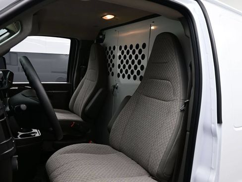New 2026 Chevrolet Express 2500 w/ Driver Convenience Package RWD image 9