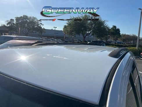 Used 2016 Dodge Durango Limited w/ Nav & Power Liftgate Group image 12