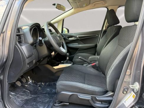 Used 2017 Honda Fit LX image 9