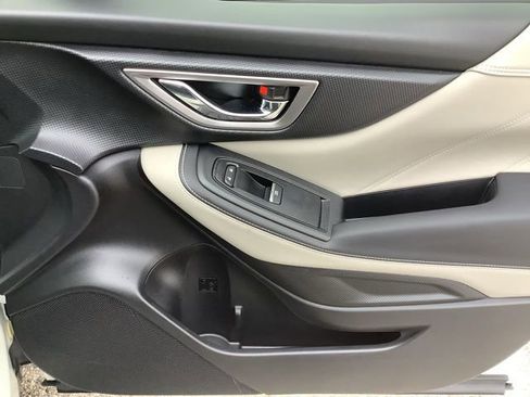 Used 2022 Subaru Forester Limited image 23