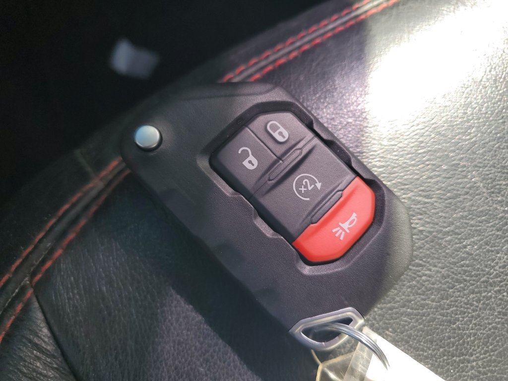 Used 2021 Jeep Gladiator Rubicon AWD/4WD image 29