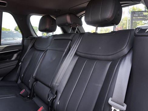 Used 2023 Land Rover Range Rover SE AWD/4WD image 32