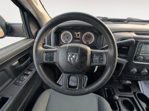 Used 2015 RAM 2500 Tradesman w/ Chrome Appearance Group image 12