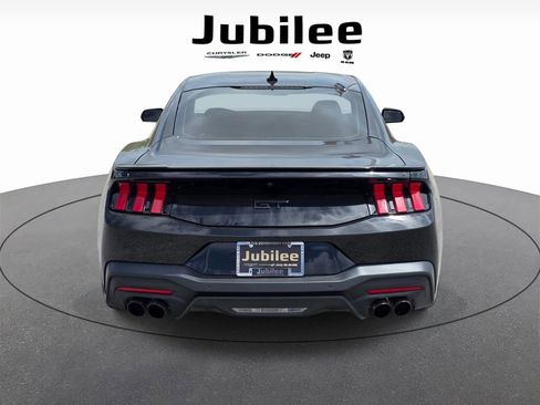 Used 2024 Ford Mustang GT Premium RWD image 3