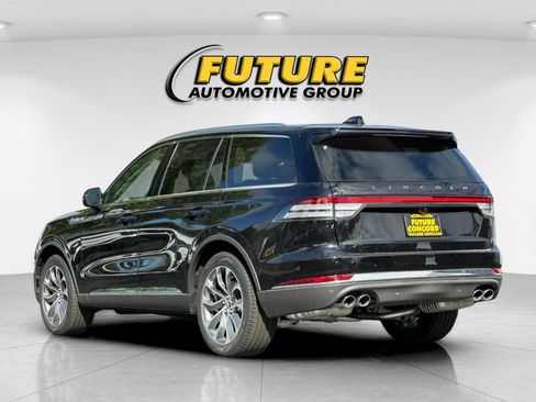 New 2026 Lincoln Aviator AWD image 5