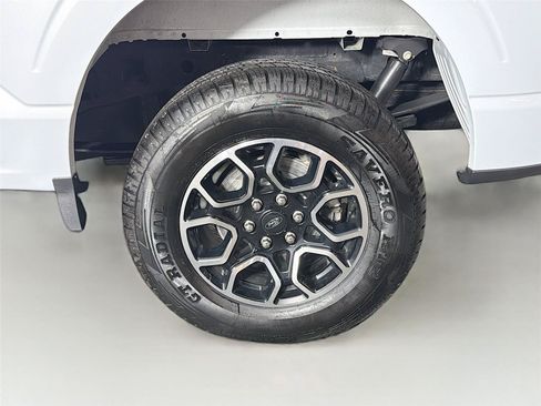 Used 2022 Ford F150 XLT w/ Equipment Group 302A High AWD/4WD image 34