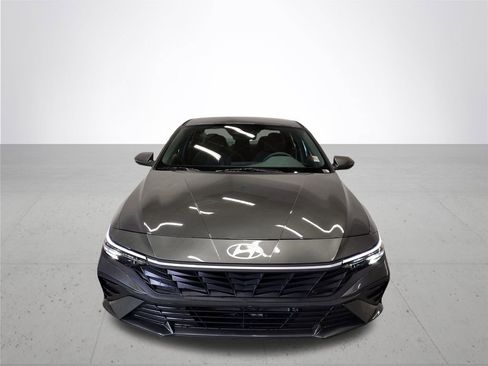 New 2026 Hyundai Elantra Blue image 5