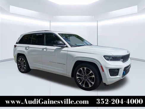 Used 2023 Jeep Grand Cherokee Overland AWD/4WD image 1
