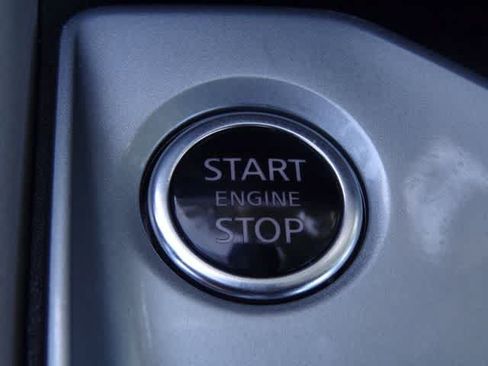 Used 2025 Nissan Altima 2.5 SV FWD image 27