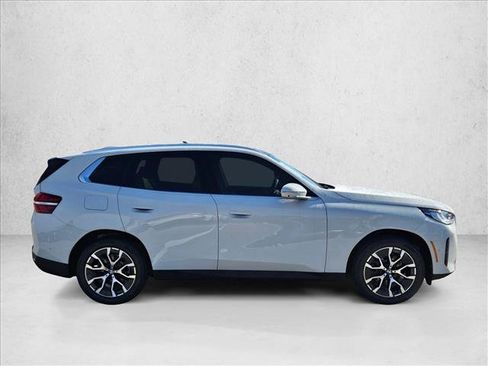 Used 2026 BMW X3 xDrive30i w/ Premium Package AWD/4WD image 4