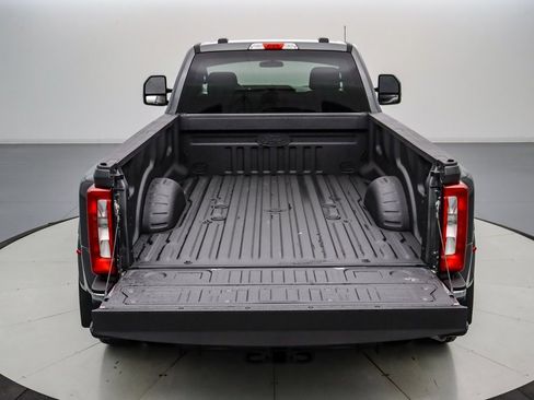 Certified 2025 Ford F350 XLT image 6