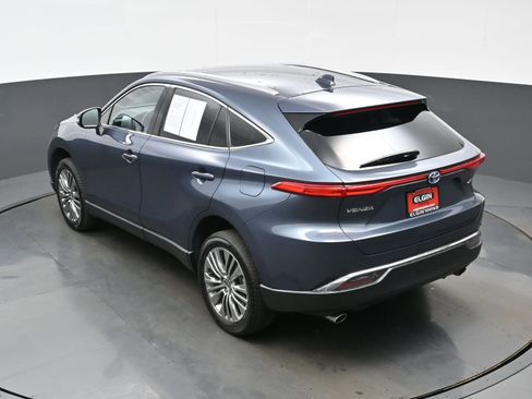 Used 2024 Toyota Venza XLE AWD/4WD image 39