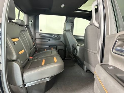 Used 2024 GMC Sierra 2500 AT4 w/ AT4 Premium Plus Package image 27