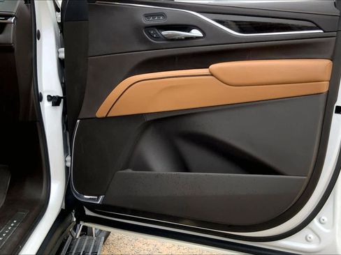 Used 2021 Cadillac Escalade Sport w/ Driver Assist Tech Package image 21