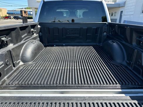 Used 2018 Ford F150 XLT AWD/4WD image 6