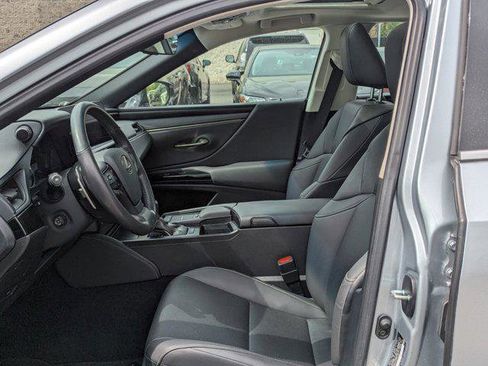 Certified 2022 Lexus ES 350 w/ Premium Package image 15