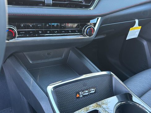 New 2026 Chevrolet Equinox RS w/ Convenience Package III image 24