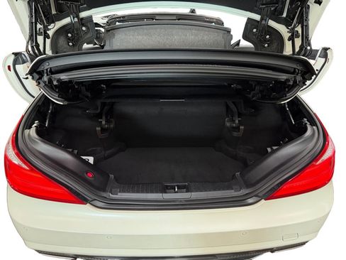 Used 2013 Mercedes-Benz SL 550 image 19