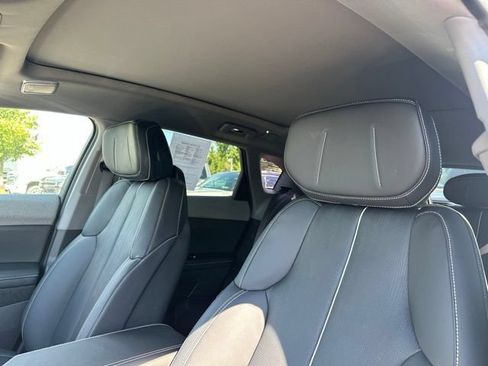 Used 2025 Cadillac Optiq Luxury 2 w/ LPO, Floor Liner Package AWD/4WD image 8