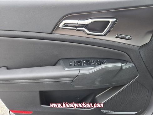 New 2026 Kia Sportage SX AWD/4WD image 14