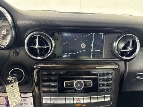 Used 2014 Mercedes-Benz SLK 250 image 25